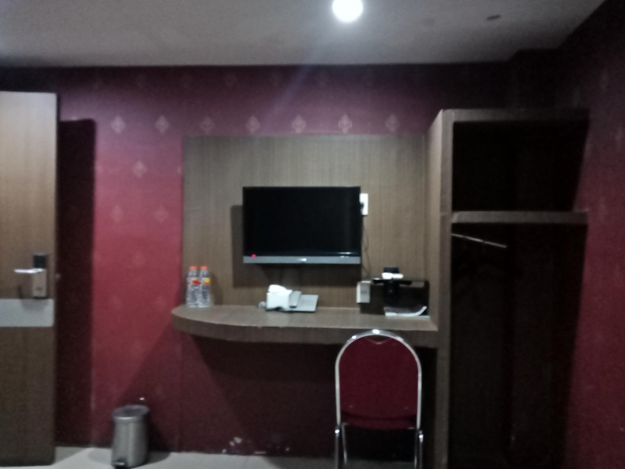 Oyo 2574 Z Suites Hotel Medan Exterior foto